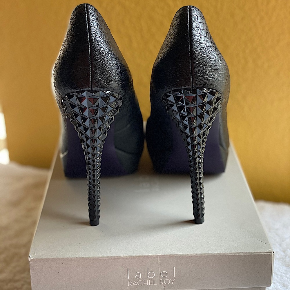 Rachel Roy 4 1/2 in. Black LRKALEE Heels